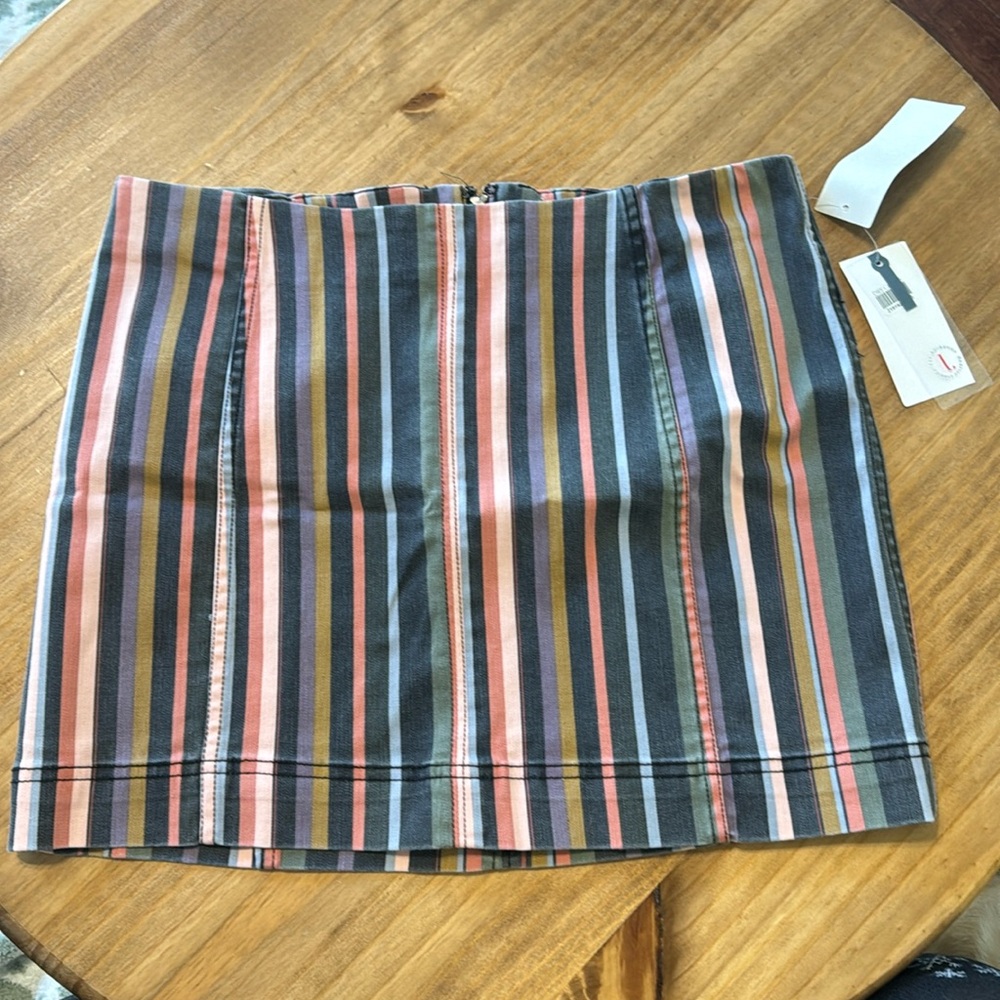 JOLT skirt size 13